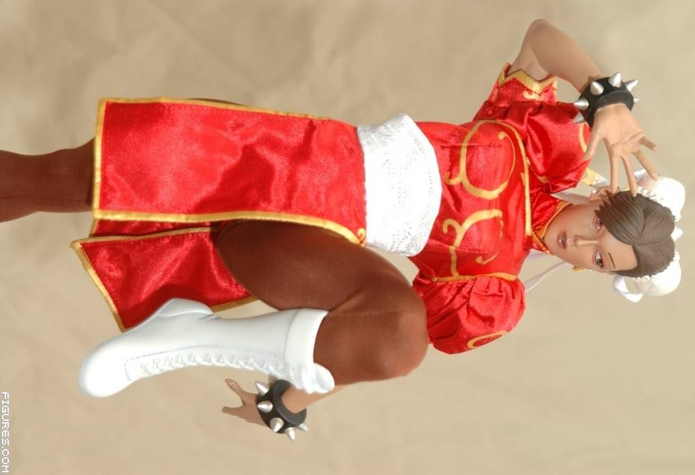 Chun Li Mixed Media Statue