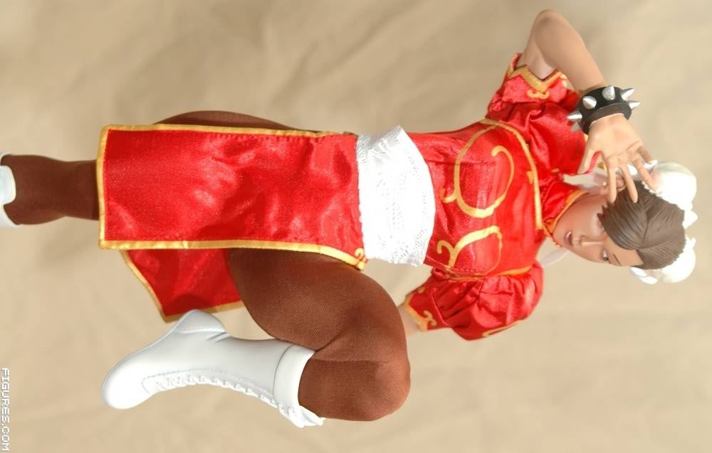 Chun Li Mixed Media Statue