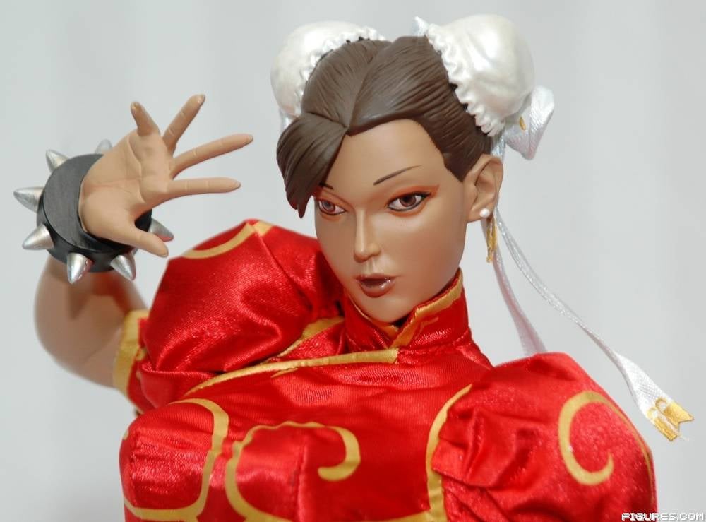 Chun Li Mixed Media Statue