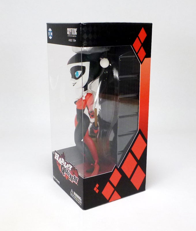 ADVANCE REVIEW: Cryptozoic Classic Harley Quinn Vinyl Figure | Figures.com