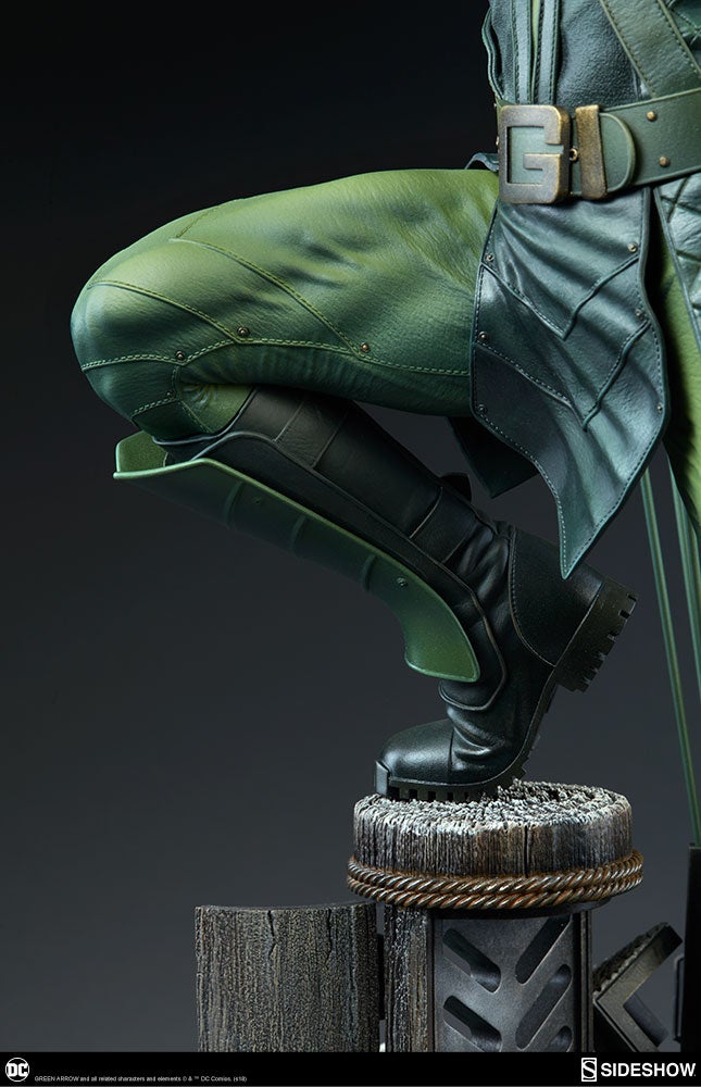 sideshow green arrow statue