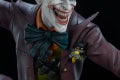 dc-comics-the-joker-premium-format-figure-sideshow-300473-15-1