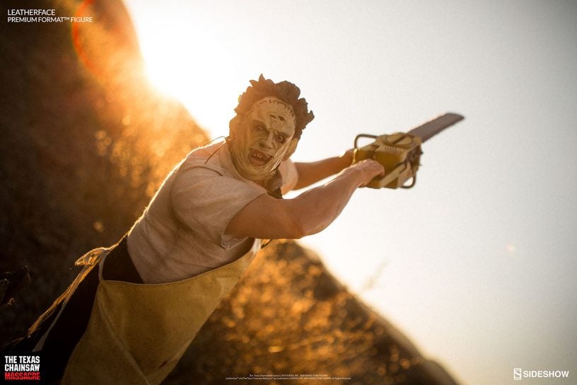 texas-chainsaw-massacre-leatherface-premium-format-300443-02