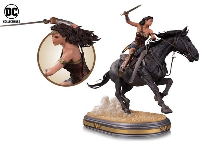 wonder_woman_film_ww_horse_statue_1_r3