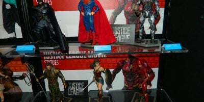 DCMoviestatues