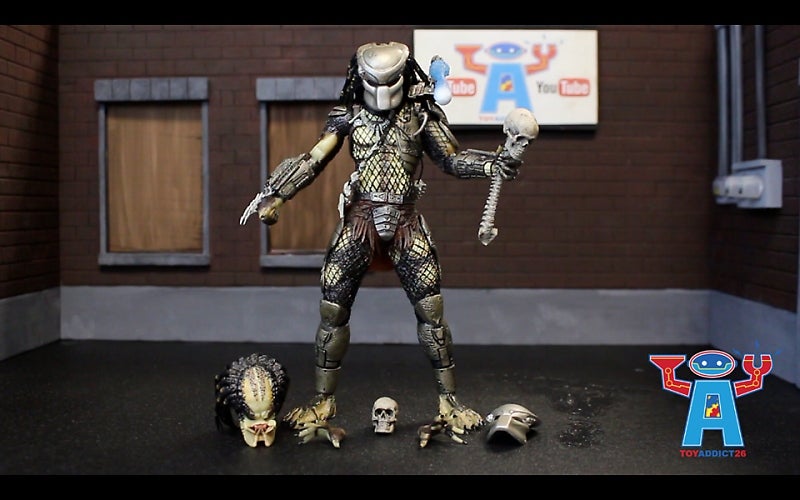 neca ultimate jungle hunter