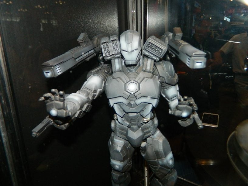 play arts war machine