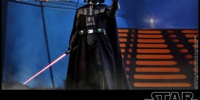 Hot Toys - SW - Darth Vader Collectible Figure_PR20
