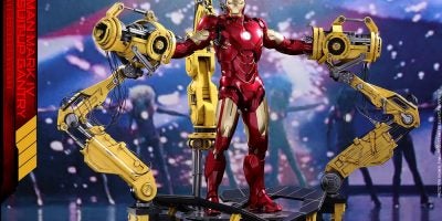 Hot Toys - IM2 - Mark IV with Suit Up Gantry collectible figure set_PR2