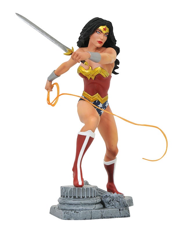 ComicGalleryWonderWomanlasso