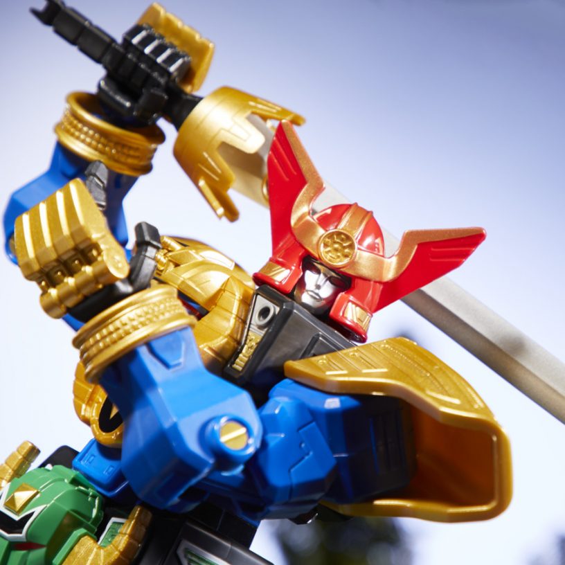 E8164_DIO_PRG_Zeo_Megazord_00054_Medium_150DPI