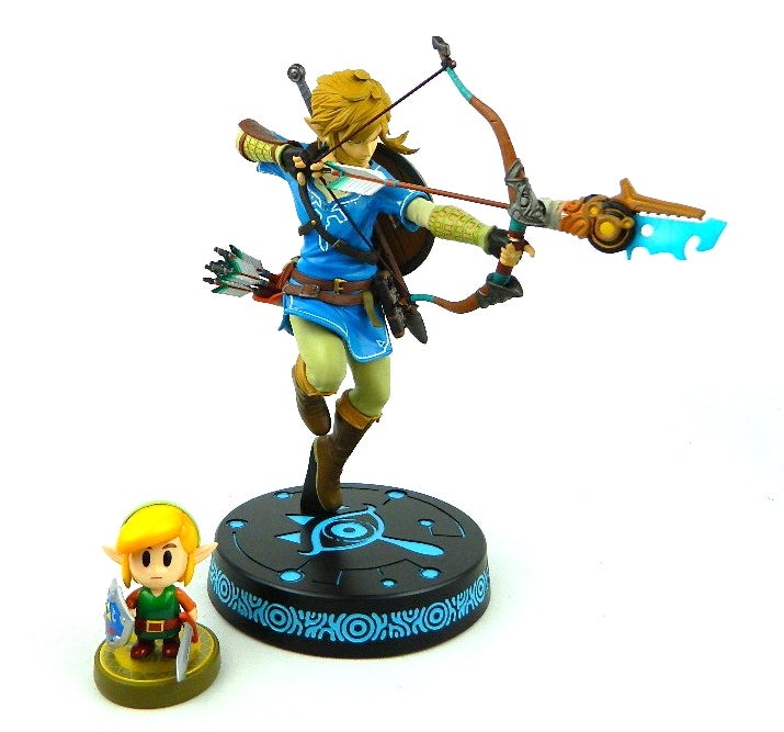 First 4 Figures The Legend of Zelda: Breath of The Wild: Link Figure, Blue