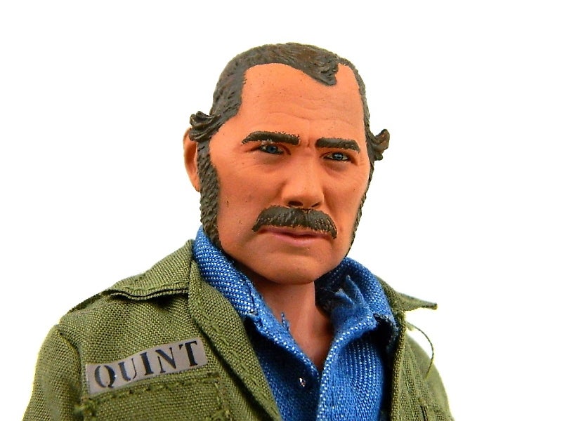 REVIEW: NECA JAWS Quint 8-Inch Clothed Figure | Figures.com