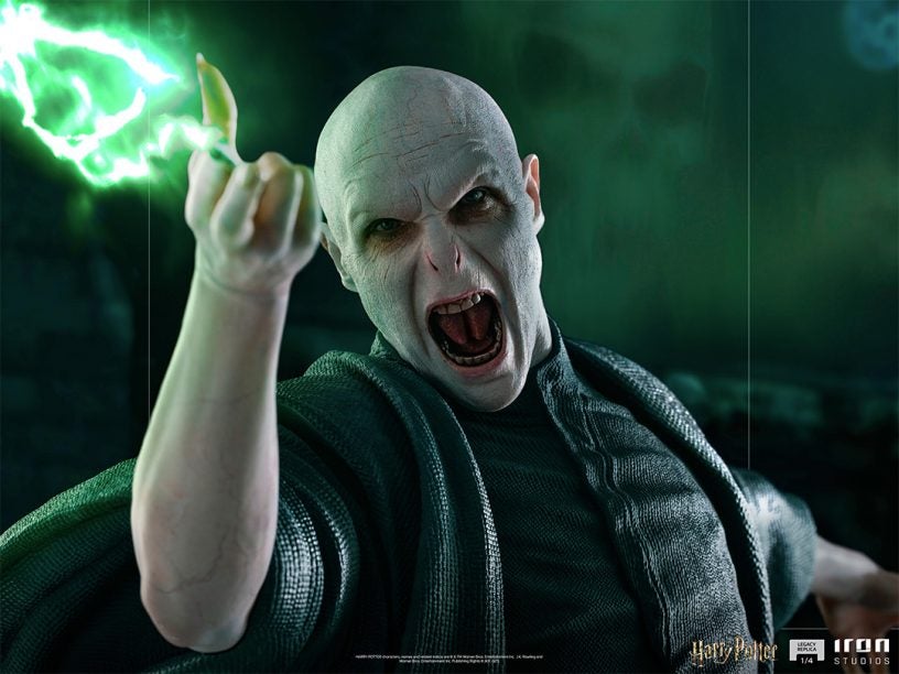 Voldemort and Nagini-Iron Studios_11