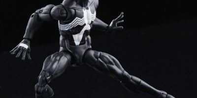 MARVEL LEGENDS SERIES 6-INCH SYMBIOTE SPIDER-MAN Figure 4