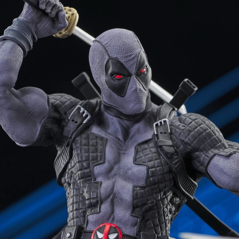 Marvel_Deadpool_Bust_07