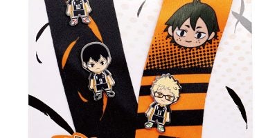 72504 haikyu lanyard with pin set PKG with label