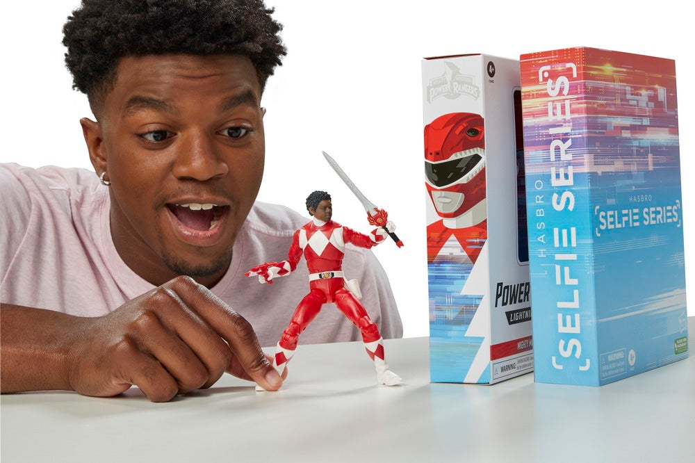 F3492_LS_SS_Selfie_Series_Power_Rangers_Red_Ranger_1561_v2