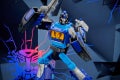 F2705_PROD_TRA_GEN_Blurr_002_Online_2000SQ