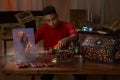 F6130_LS_MTG_PREMIUM_CHANDRA_GAUNTLET_0573