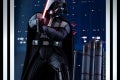 Hot Toys - SW - Darth Vader (ESB40)_PR6