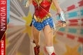 Hot Toys - Justice League - Wonder Woman (Comic Concept Version) collectible figure_PR14