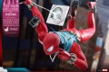 Hot Toys - Marvel Spider-Man - Spider-Man (Scarlet Spider Suit) collectible figure_PR4