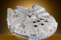 STAR WARS THE VINTAGE COLLECTION GALAXY’S EDGE MILLENNIUM FALCON SMUGGLER’S RUN Vehicle - oop (4)