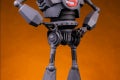 mondoirongiant3