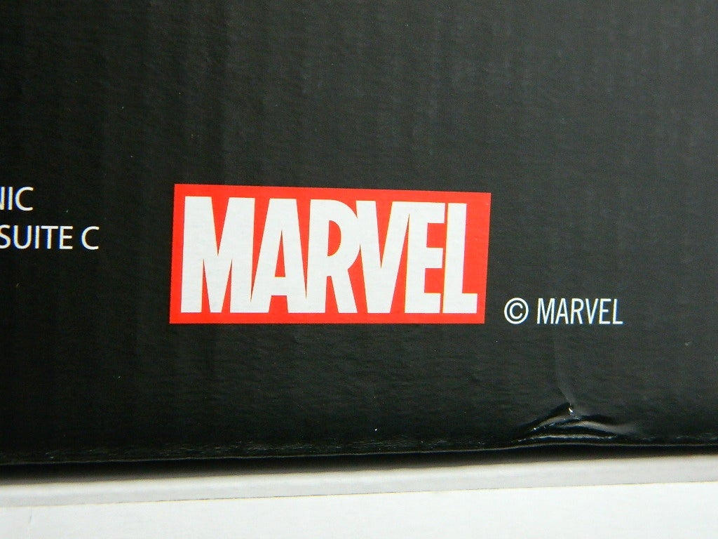 REVIEW: Marvel & Star Wars Marquee Logo Lights | Figures.com