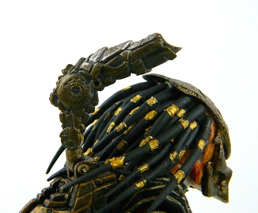neca stalker predator review