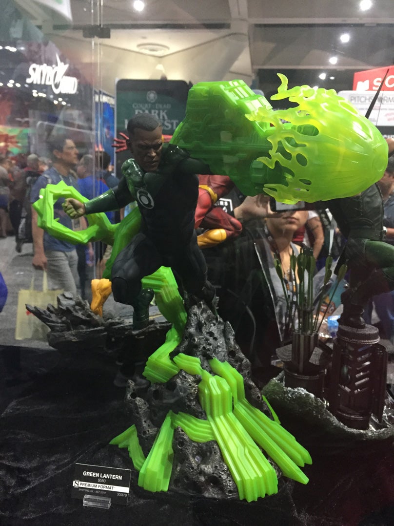 SDCC 2019 - SIDESHOW 2019-07-17-19.29.33